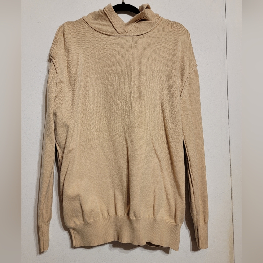 Ellandemm Sweater Hoodie Medium